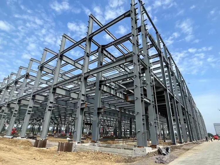 Manufacturing plant structure with I-beams