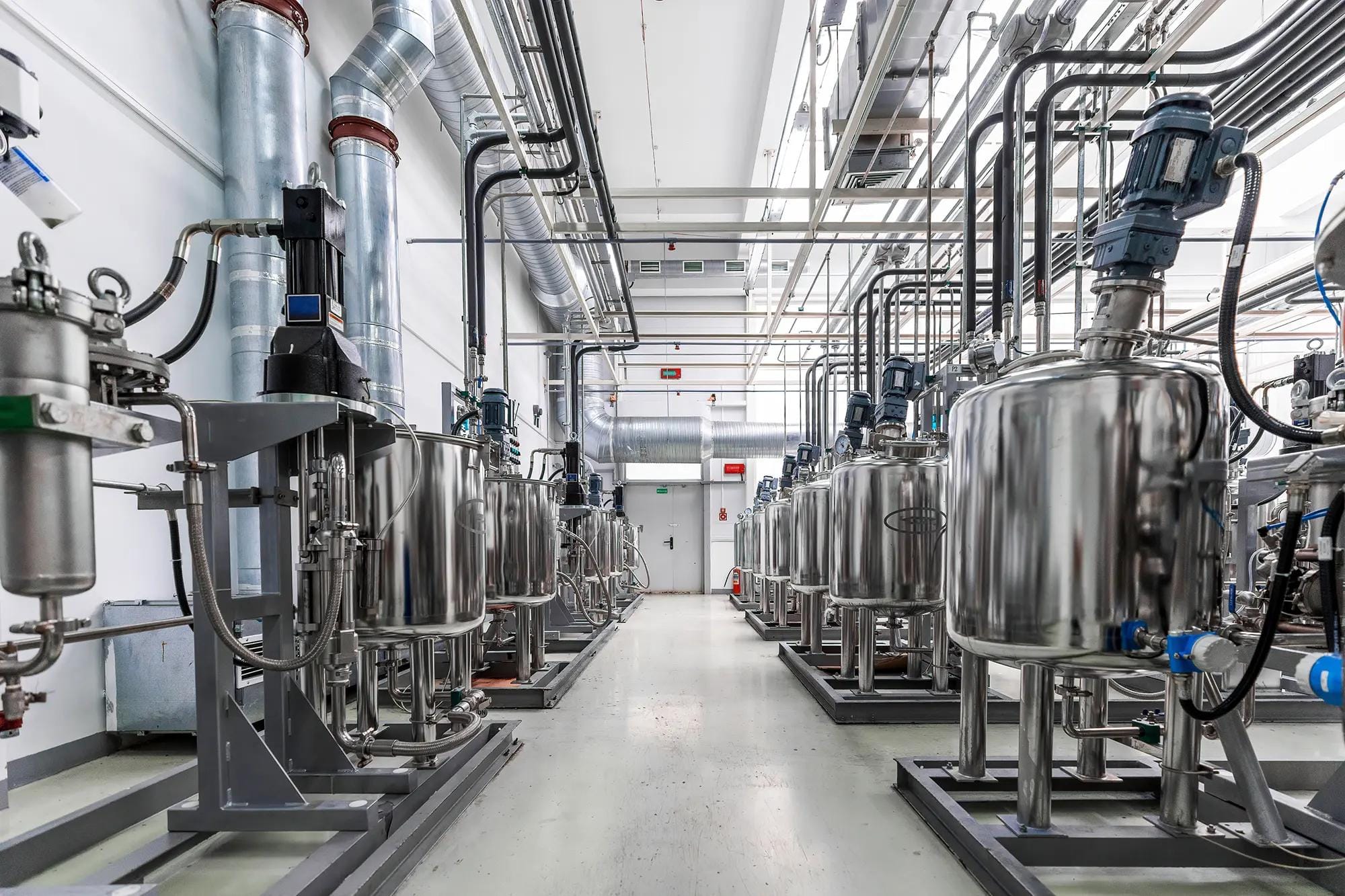 Chemical processing equipment made from stainless steel plate